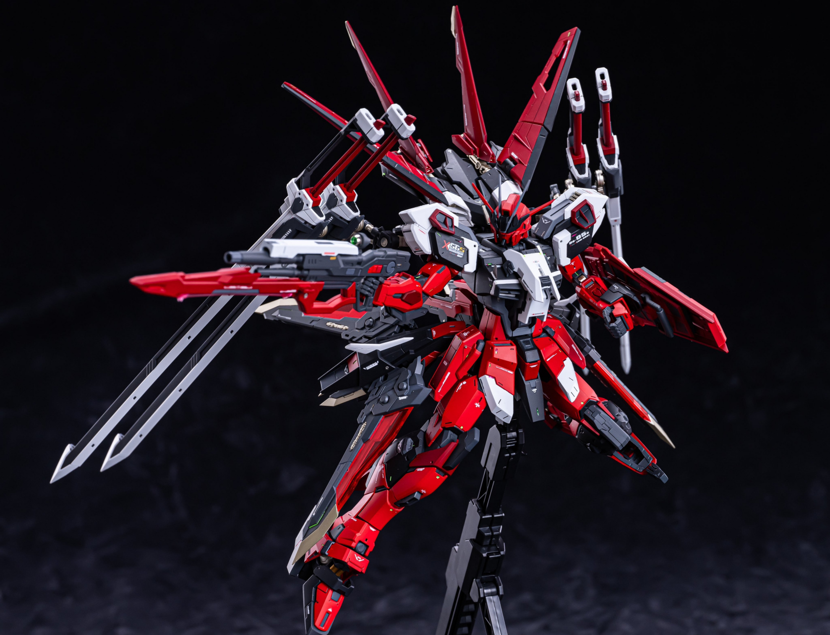 剧场动画《机动战士高达seed freedom》mg 1/100 剑装脉冲高达spec2