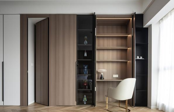 "飞人"苏炳添豪宅火了:290㎡,仅凭一个书房就圈粉无数,晒晒