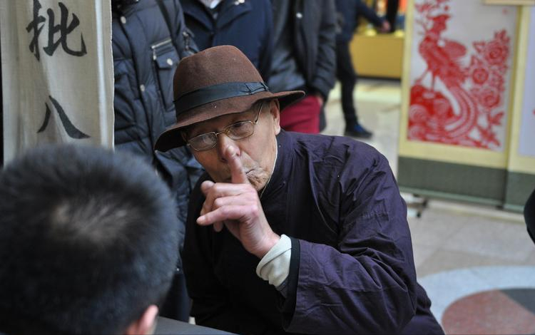 为何算命先生不认识你却能说出你家几口人其实真相很简单