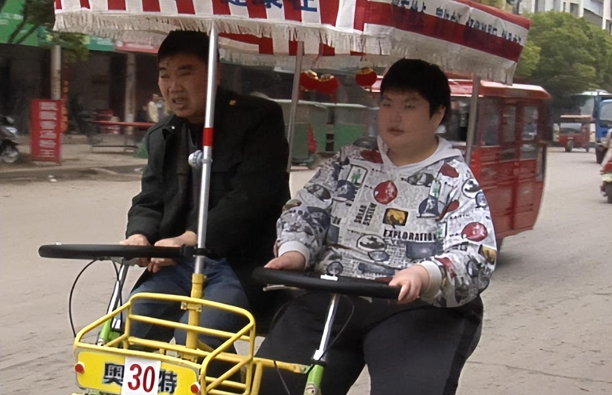 徐周磊年幼的认知里只是尝