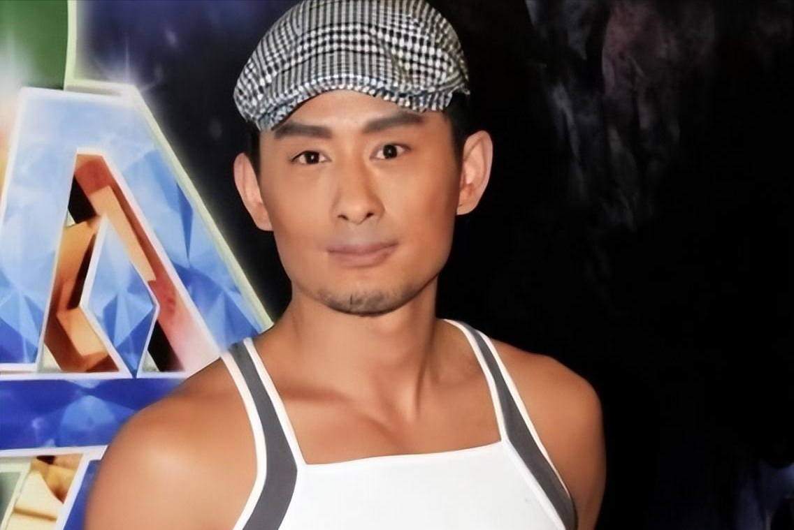 回顾阿宝从一夜红到无人问津今装疯卖傻博人眼球却活成笑话