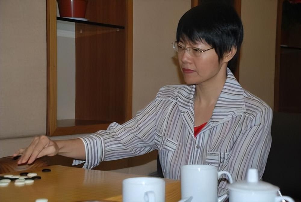 回顾棋圣聂卫平长子改日本国籍娶日本妻子不让儿子姓聂