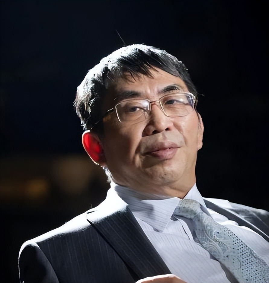 回顾棋圣聂卫平长子改日本国籍娶日本妻子不让儿子姓聂