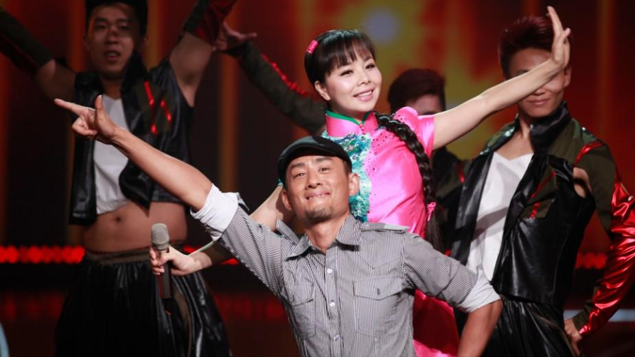 回顾阿宝从一夜红到无人问津今装疯卖傻博人眼球却活成笑话