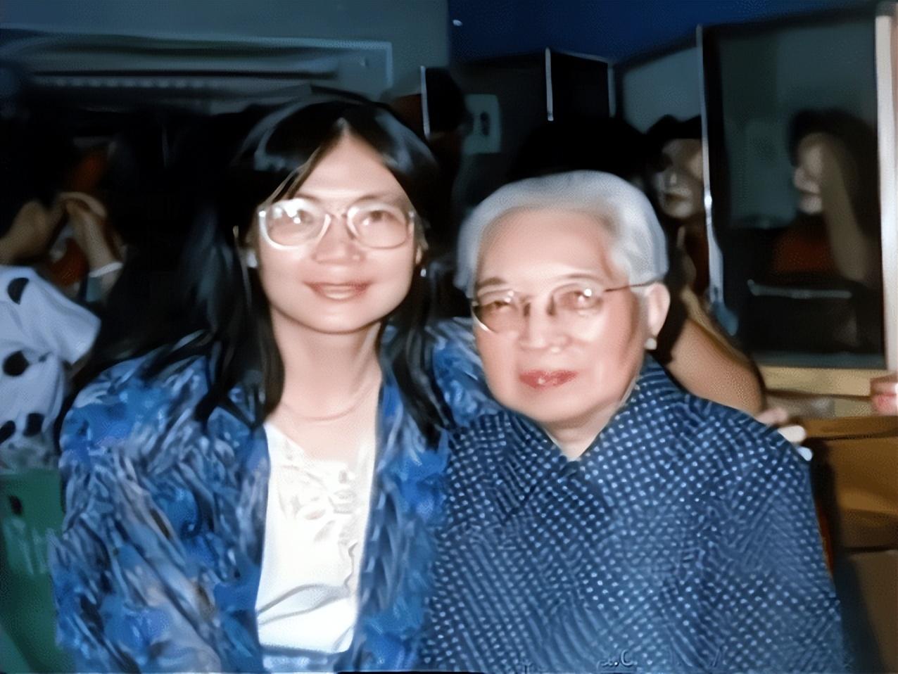 回顾京韵鼓王骆玉笙中年丧夫晚年丧子唯一的孙女现在怎样了