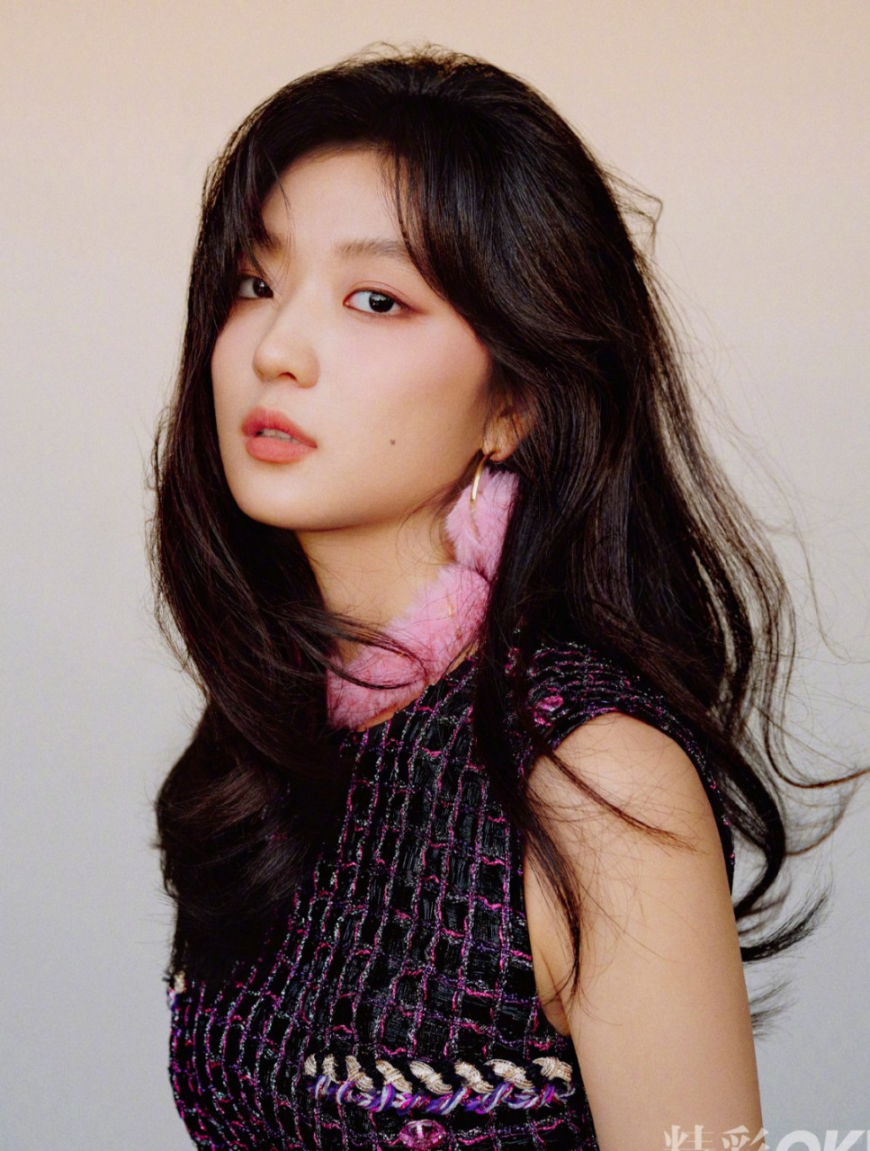 孙千千金玛德琳封面大片0202明星植入 对于演员孙千 而言,不同的