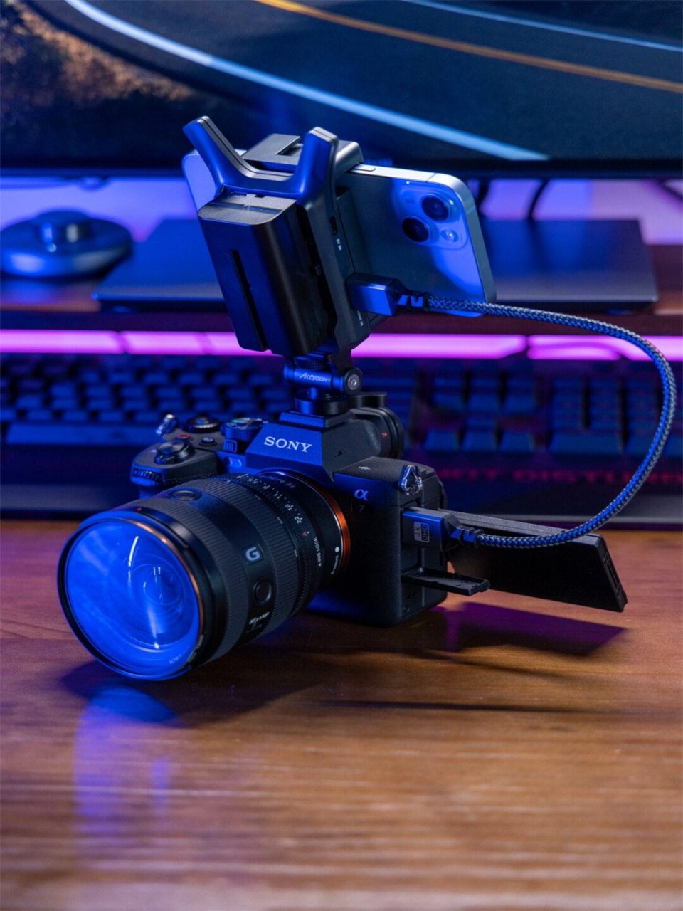 便宜的1拖4监看设备	  小巧轻便的影眸nano,简直是口袋图传界的翘楚!