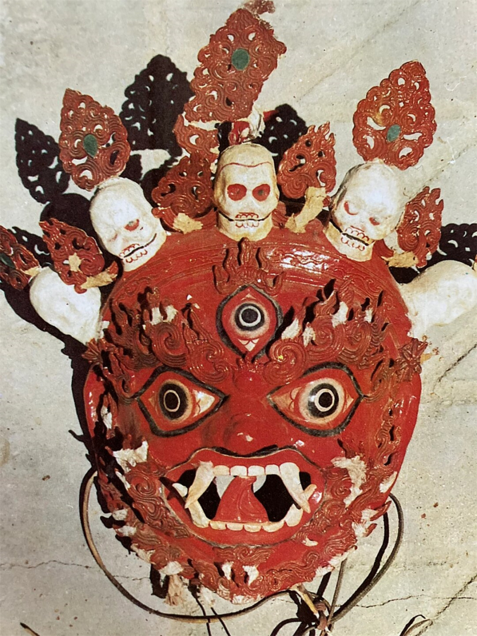 《西藏面具艺术》 藏戏面具(五)  🌄 西藏,这片古老而神秘的土地