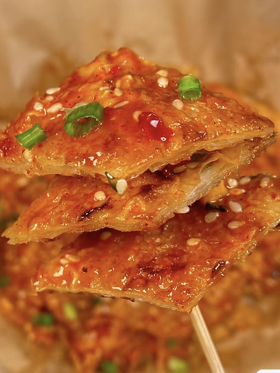 家常版酱香饼  在家也能实现酱香饼自由了,酥酥脆脆,酱汁浓郁,真滴吃