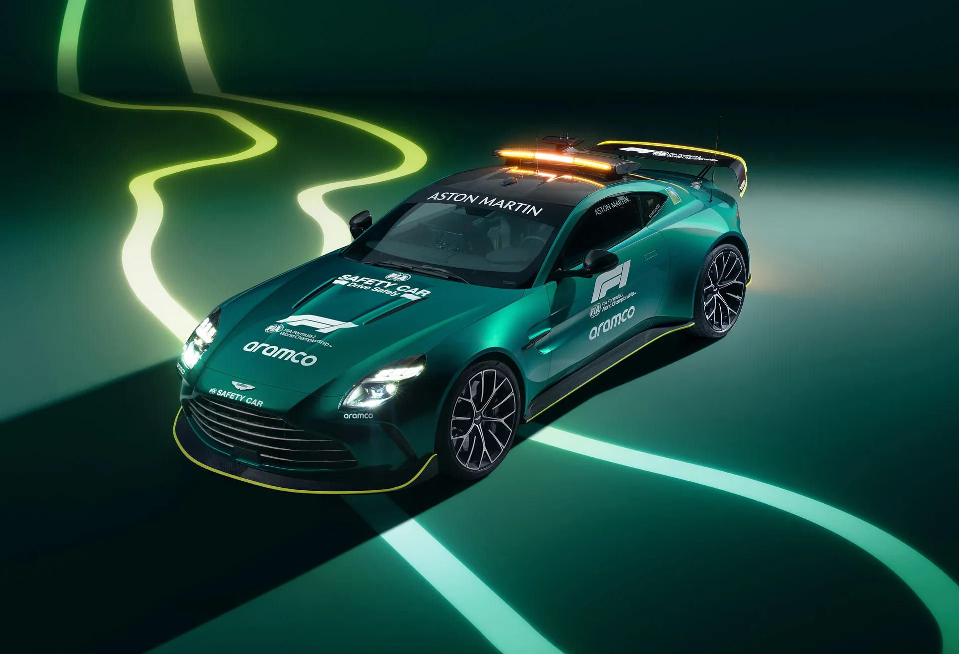 2025款阿斯顿马丁vantage将成为今年f1新赛季安全车