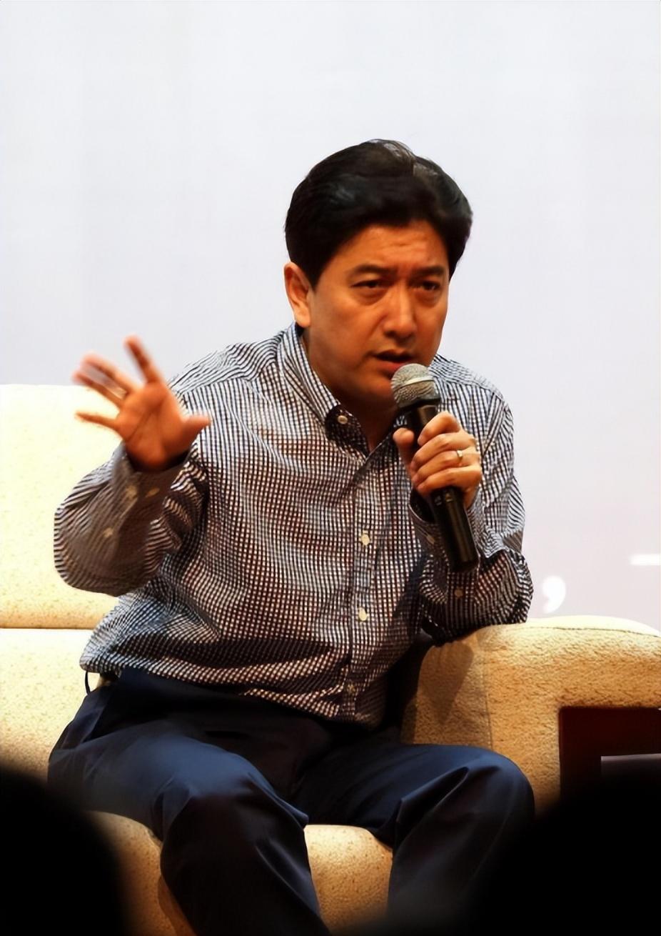 回顾水均益父亲逝世如今59岁我不敢老去还要照顾母亲和哥哥