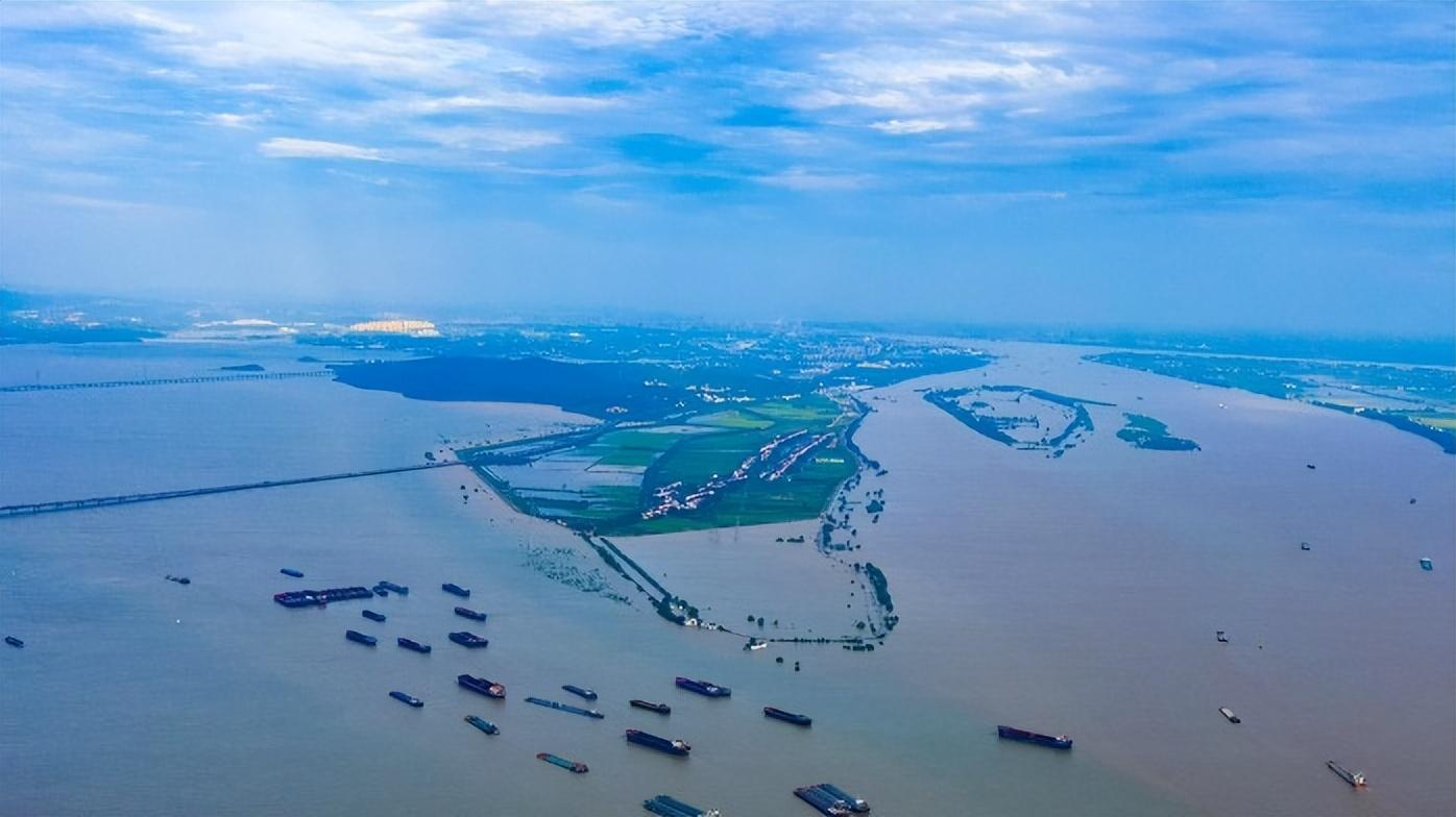 纪实:突破10米,鄱阳湖水大涨!到底是什么原因?大坝修建争议21年