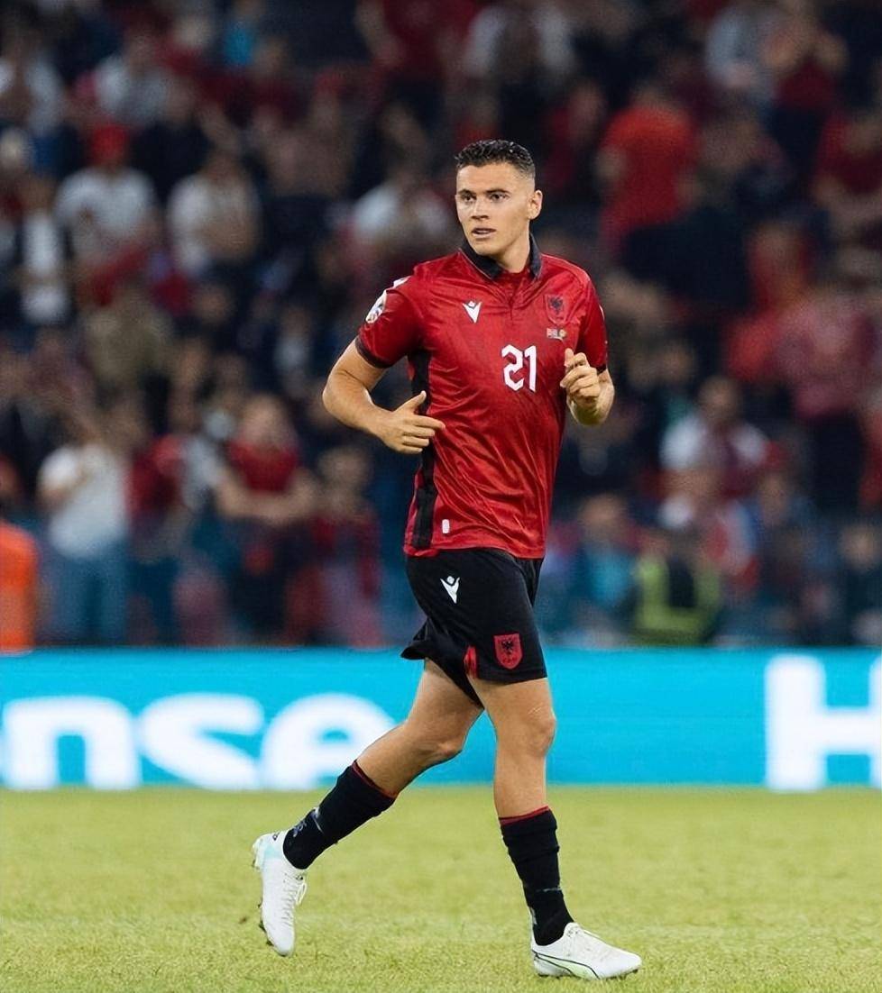 恭喜国米,3场1球1助,东欧妖星崛起,欧洲杯后身价将倍增