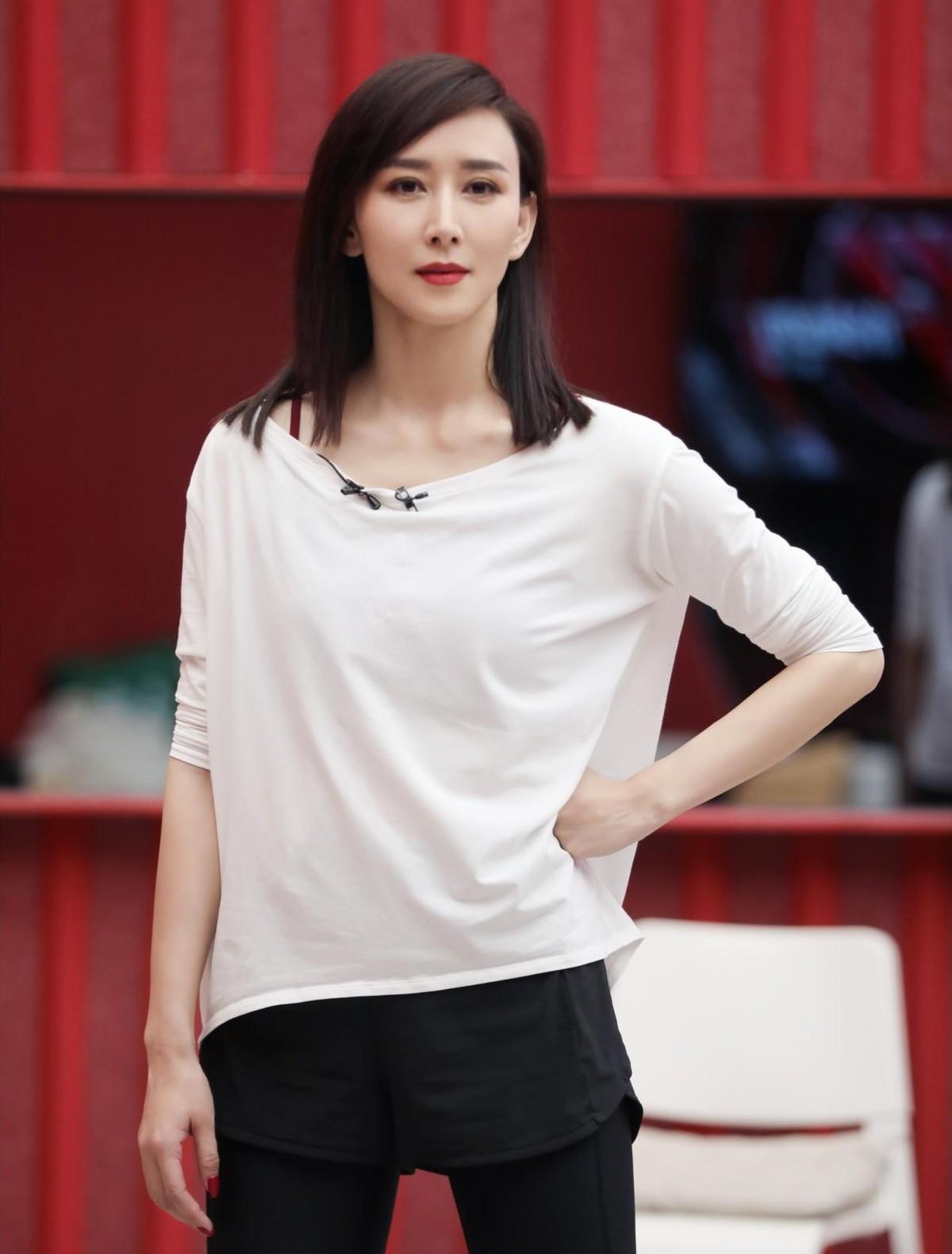 回顾胡静一顿饭与丈夫结缘和婆婆情同姐妹日子过的很幸福