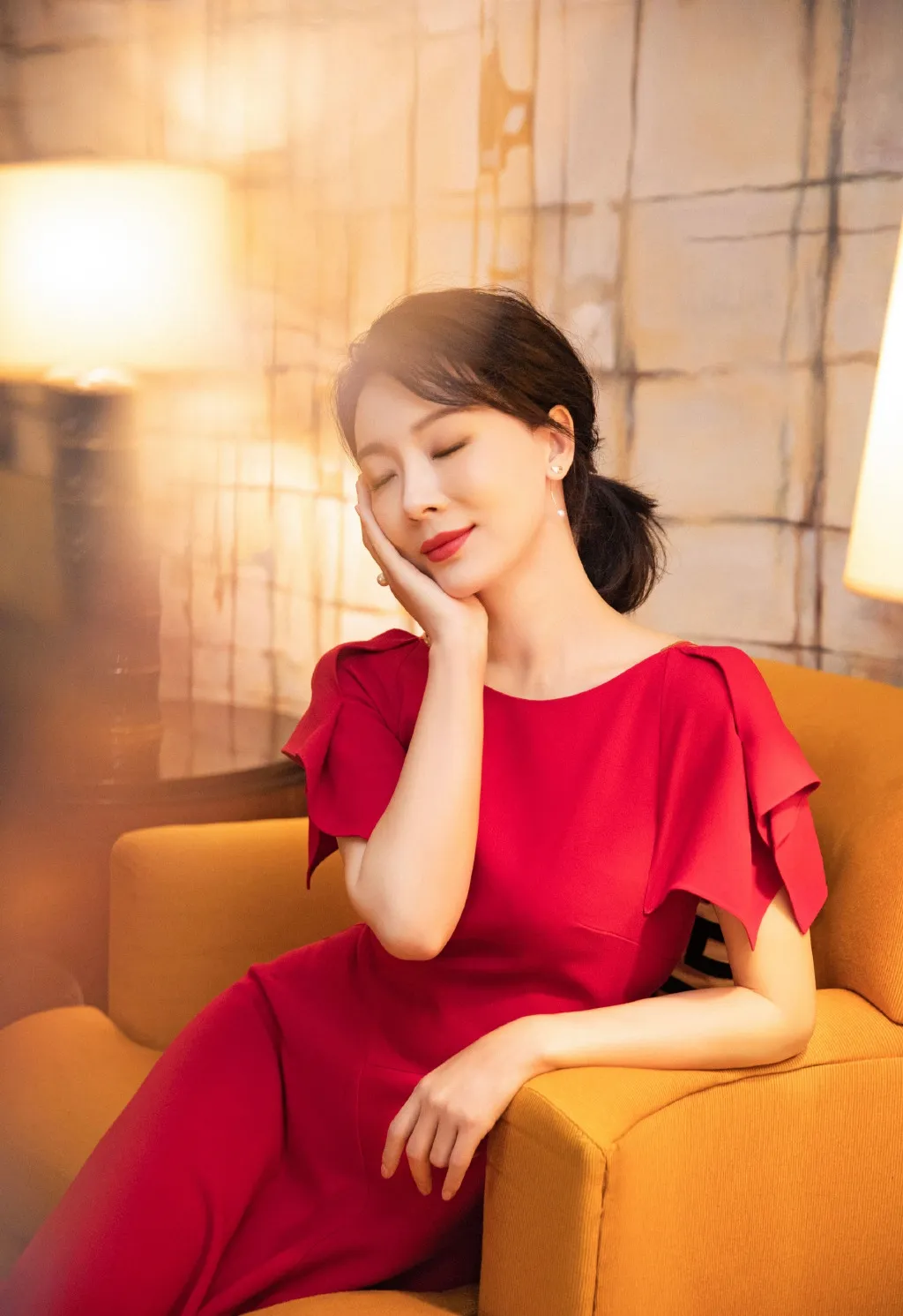 回顾陈数嫁大5岁钢琴家为继子放弃生育当后妈也幸福