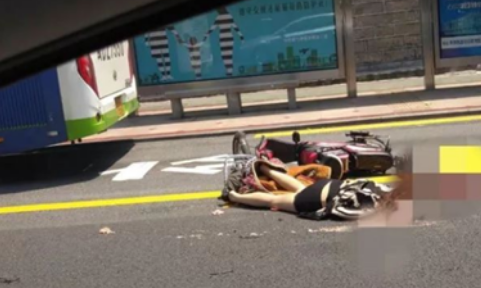 2014年3月18日,赵延远夫妇前往商场购物,妻子的预产期就快要到了,需要