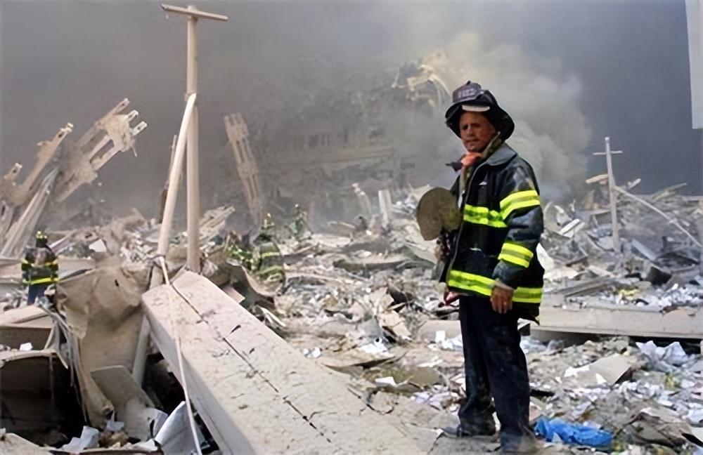 "911"解禁老照片曝光,尘封18年,如今依旧令人胆寒!