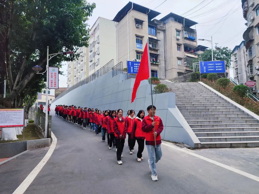 四川蓬安周口中学图片