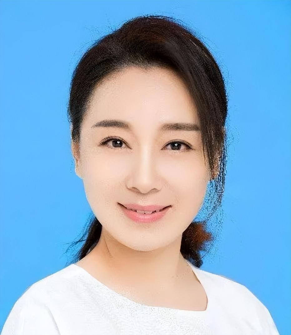 回顾袁派花旦陶琪阴差阳错成为单位台柱子今生愧对丈夫和儿子