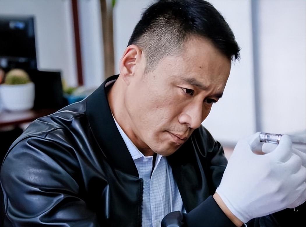 拒绝"潘金莲"王思懿,"武松"丁海峰有情有义,守护患癌发妻