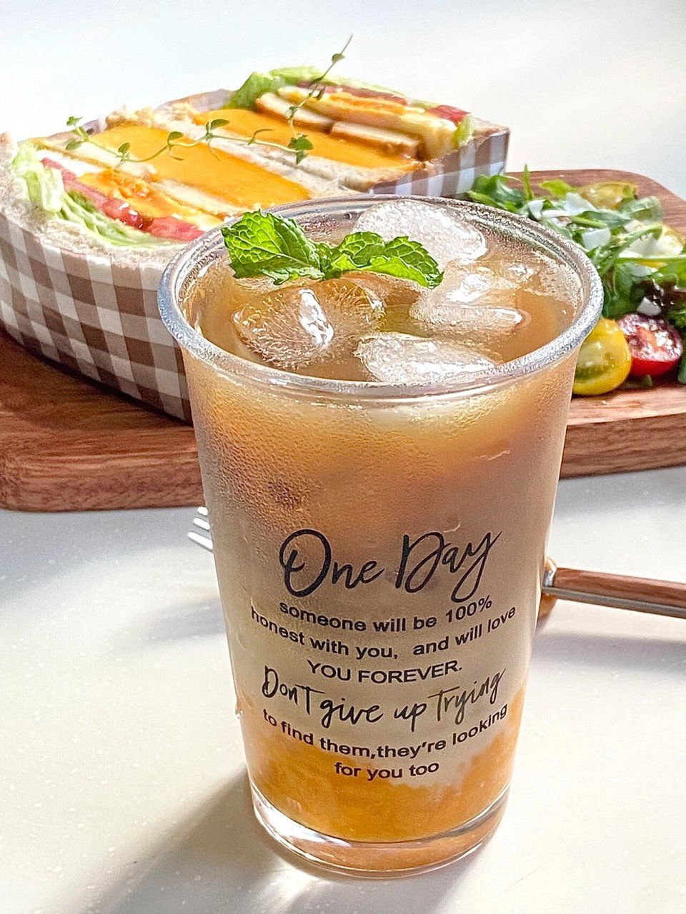 00轻食早餐|芒果鸡胸肉三明治0377芒果拿铁05  大家好99!