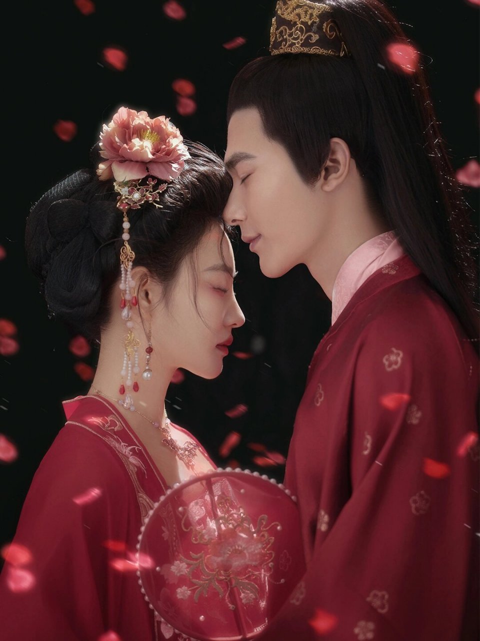 控进～少女感满分的汉服婚纱照真的超甜  7815身着中式红妆嫁衣
