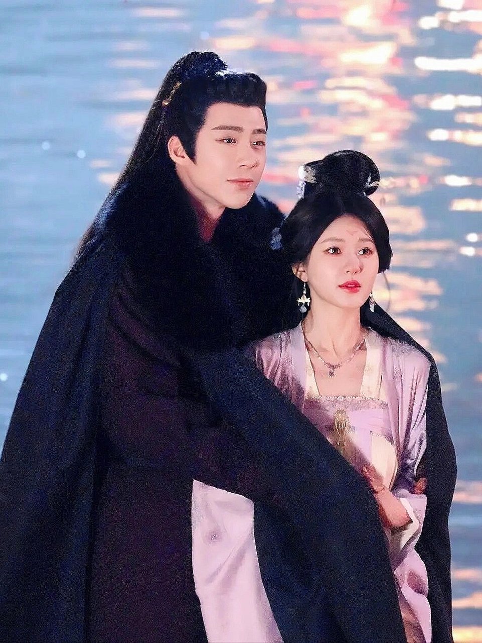 《珠帘玉幕》 露丝的妆造也太仙了  赵露思和刘宇宁领衔主演,屈楚萧和