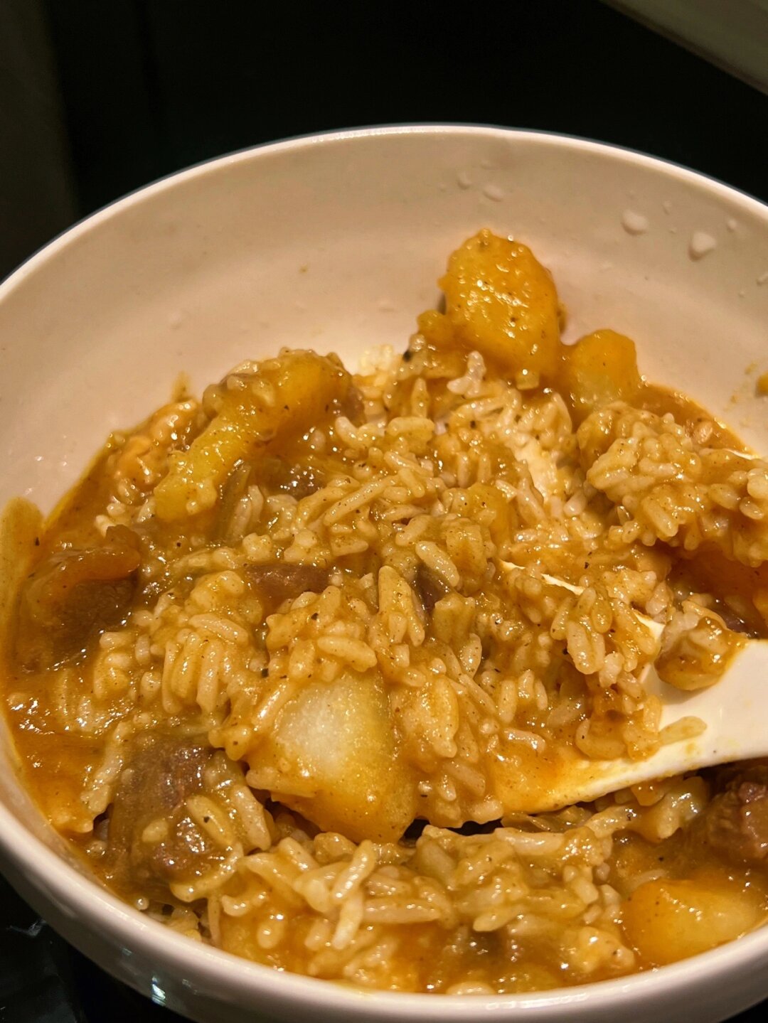 姐妹们咖喱牛肉饭真的可以给我整一大碗