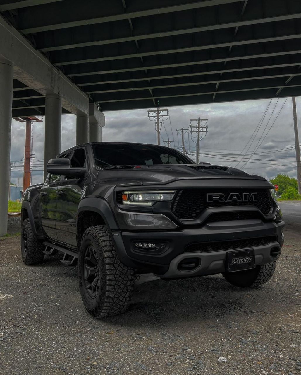 分享图片丨道奇-霸王龙·ram 1500 trx#道奇# #汽车寻