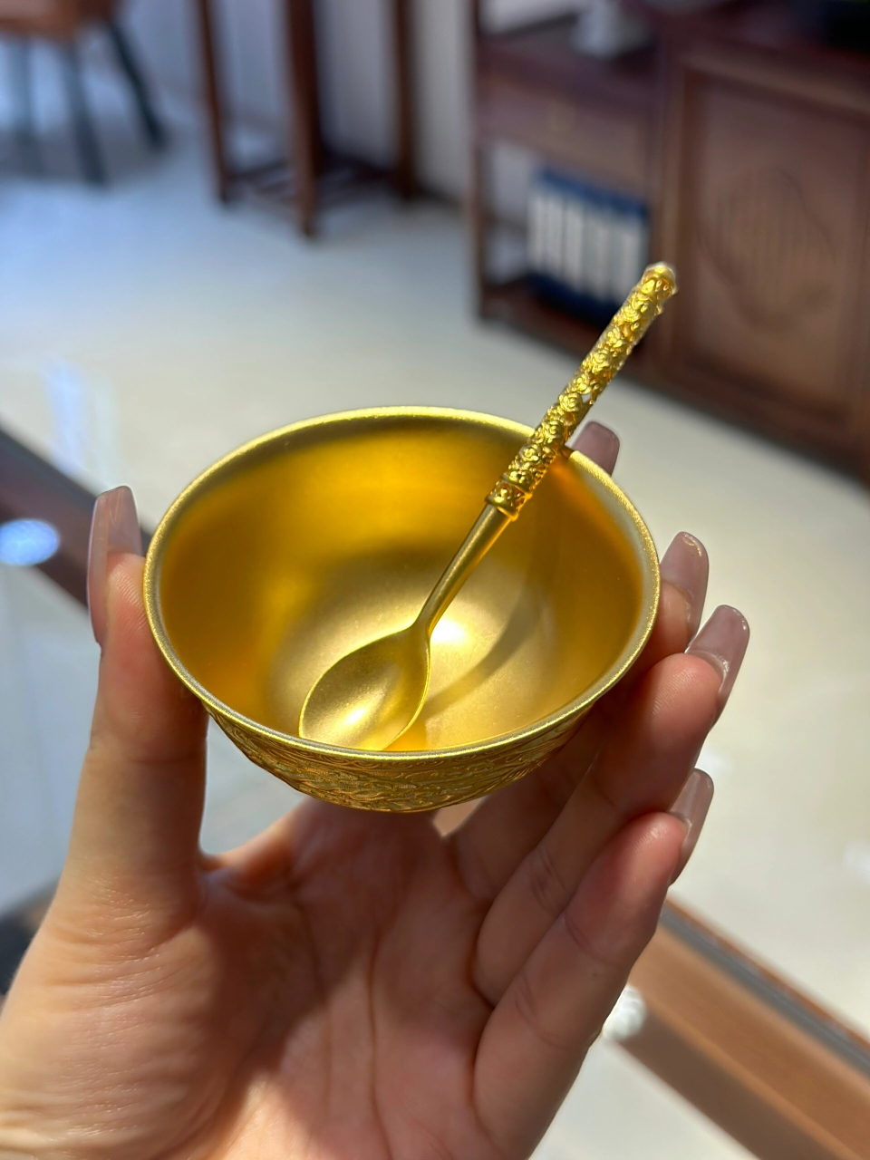 用它盛满幸福快乐 送你一只黄金碗,盛满平安与健康!