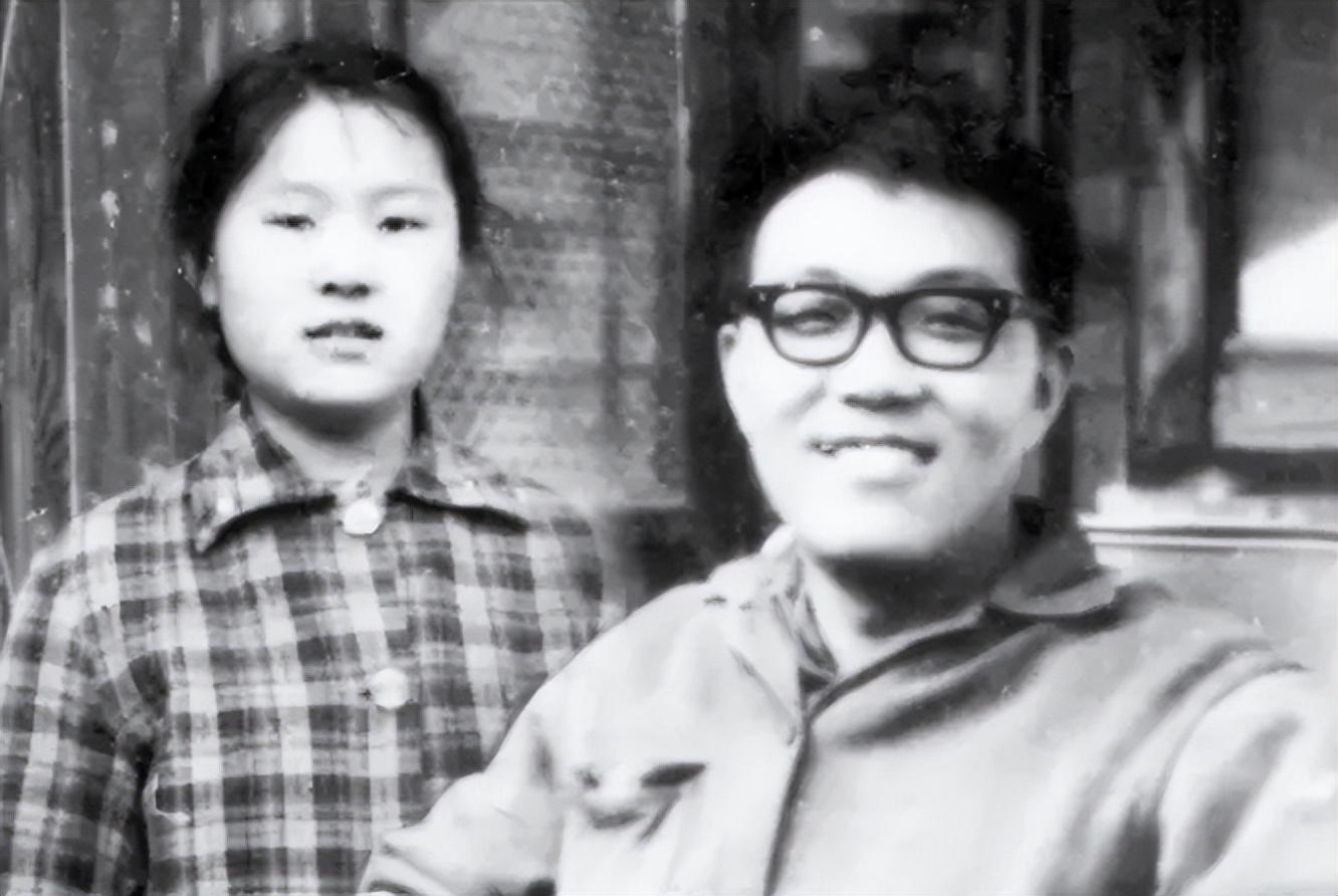 回顾作家史铁生曾是运动健将他去世多年妻子眼里至今有泪水