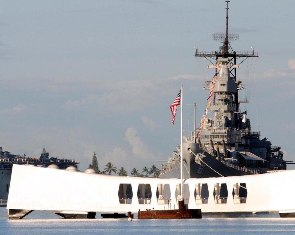 你所能见到的二战最强大武器美国衣阿华级战列舰密苏里号