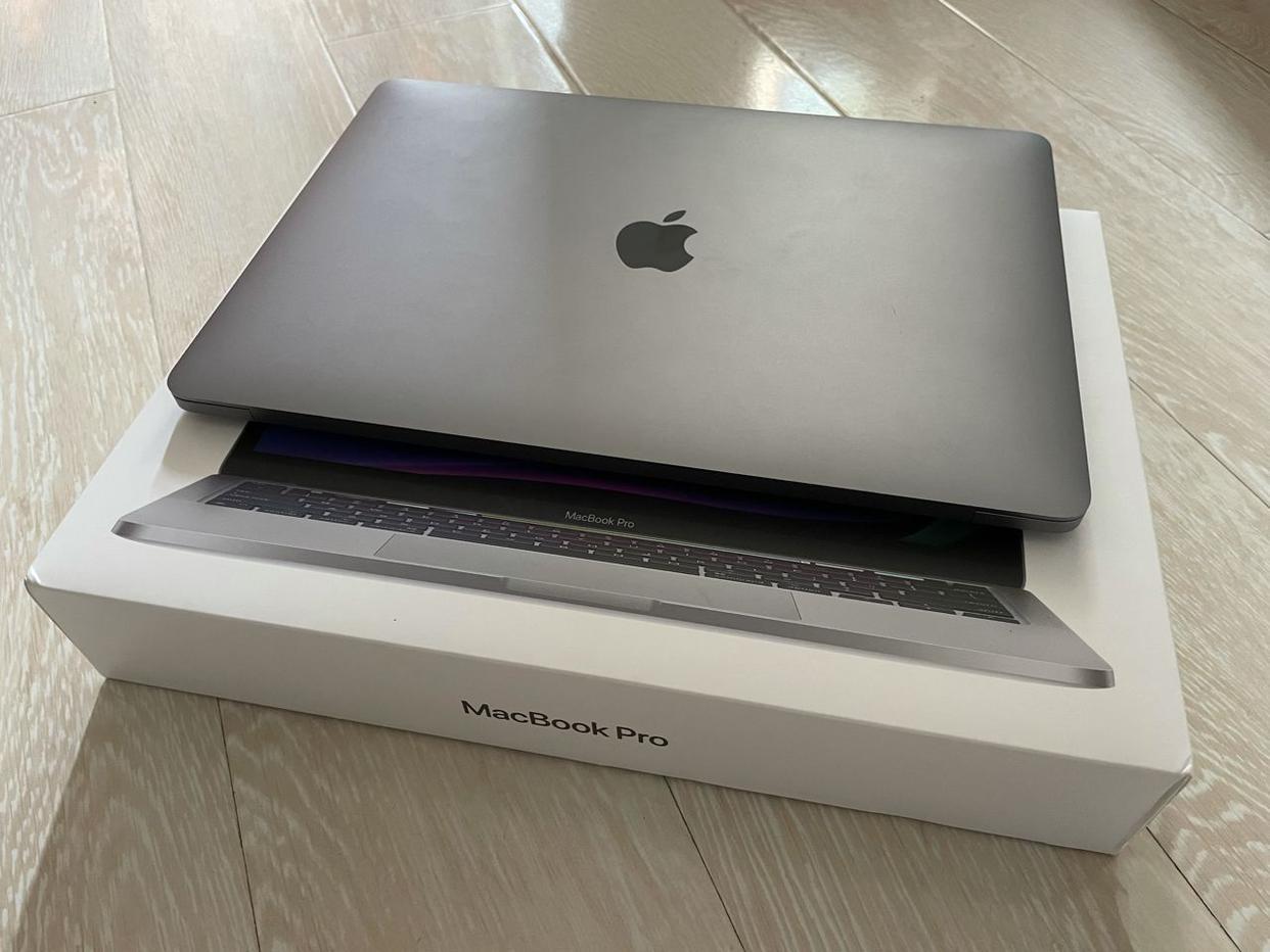 苹果新款macbook pro,一秒解决你的办公难题!