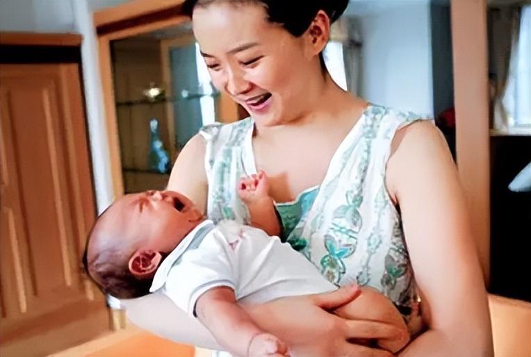 回顾晴格格王艳嫁给二婚富商跪着给婆婆洗脚豪门不好进