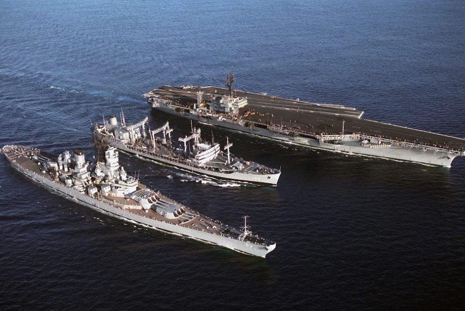 你所能见到的二战最强大武器美国衣阿华级战列舰密苏里号