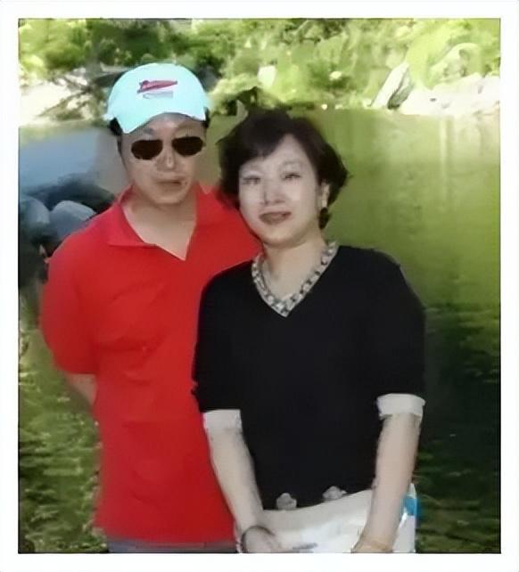 回顾罗京去世13年后妻子已改嫁富豪儿子罗疏桐生活得如何