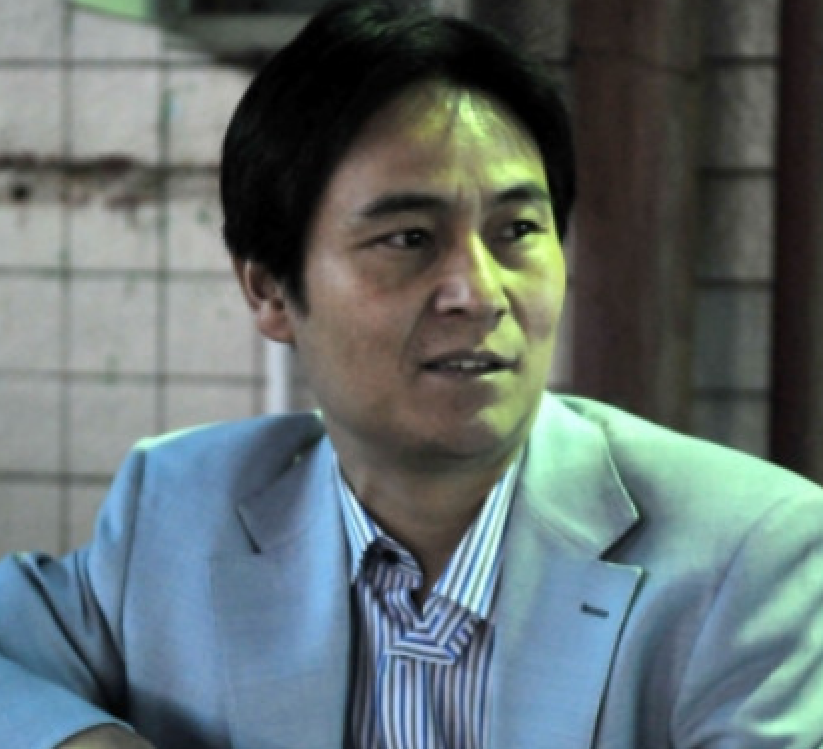 退圈后的熊长贵,曾担任过新加坡的武术教练,后又担任四川队的武术教练