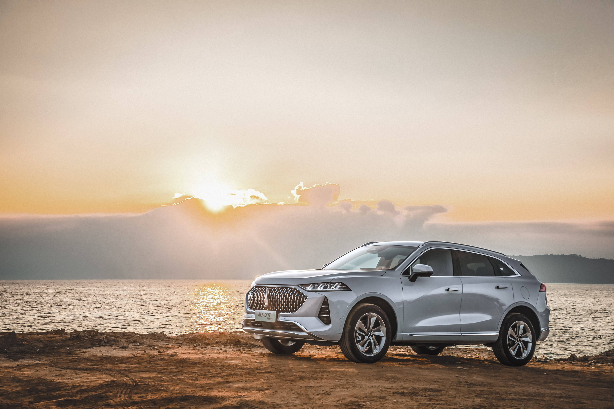 其中,新能源销量37,300辆,海外销量56,963辆,同比分别提升154