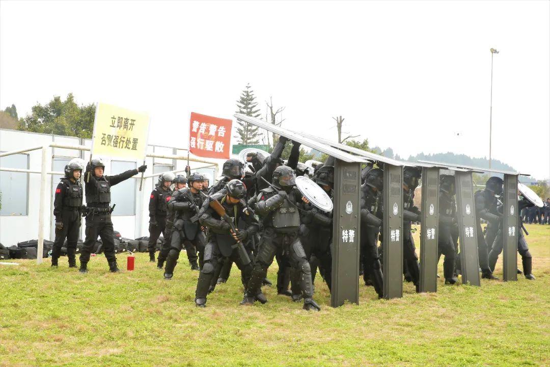 遂宁特警图片