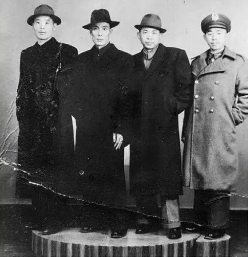 1942年潜伏在日伪心脏的中共特工送来手绘图粟裕枪毙电报科长