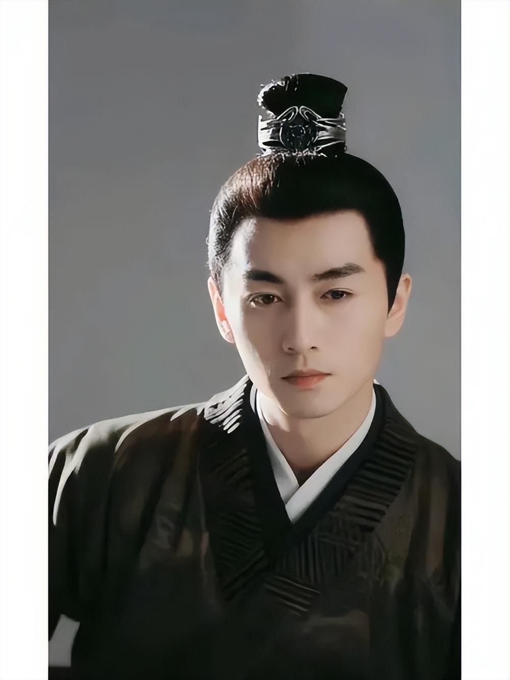 有刘海就别说颜值高了,10位明星告诉你,真正帅的人根本不靠发型