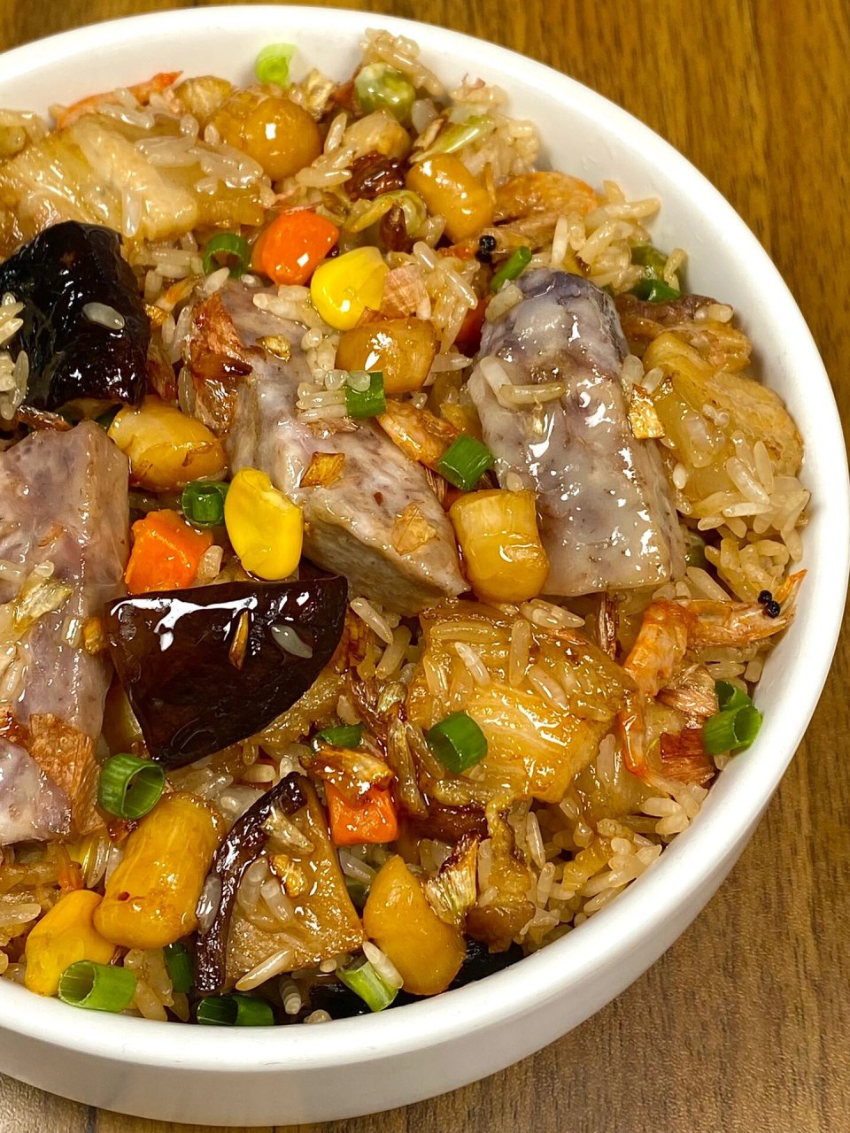 这个芋头饭香迷糊了 家人们,我妈又露了一手,这次的芋头饭真是太香了!