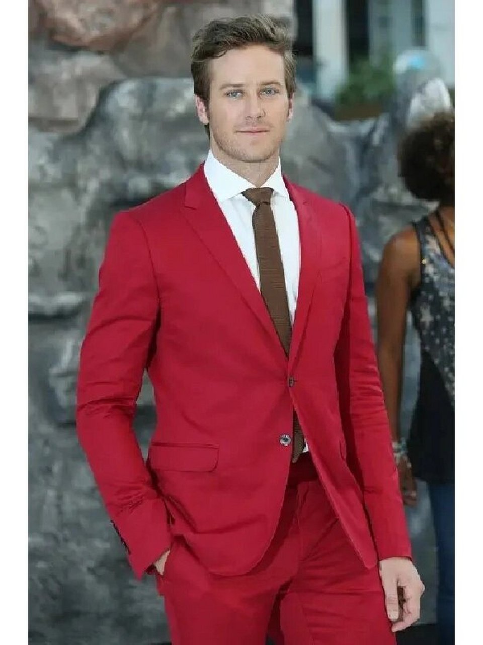 今天我要和你们分享一个关于艾米·汉莫的消息.