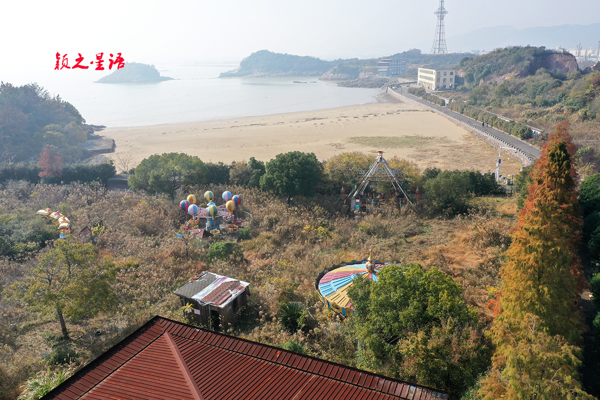 宁波市北仑区梅山湾的南端,有一座小山,名叫洋沙山,曾经周围都是盐田
