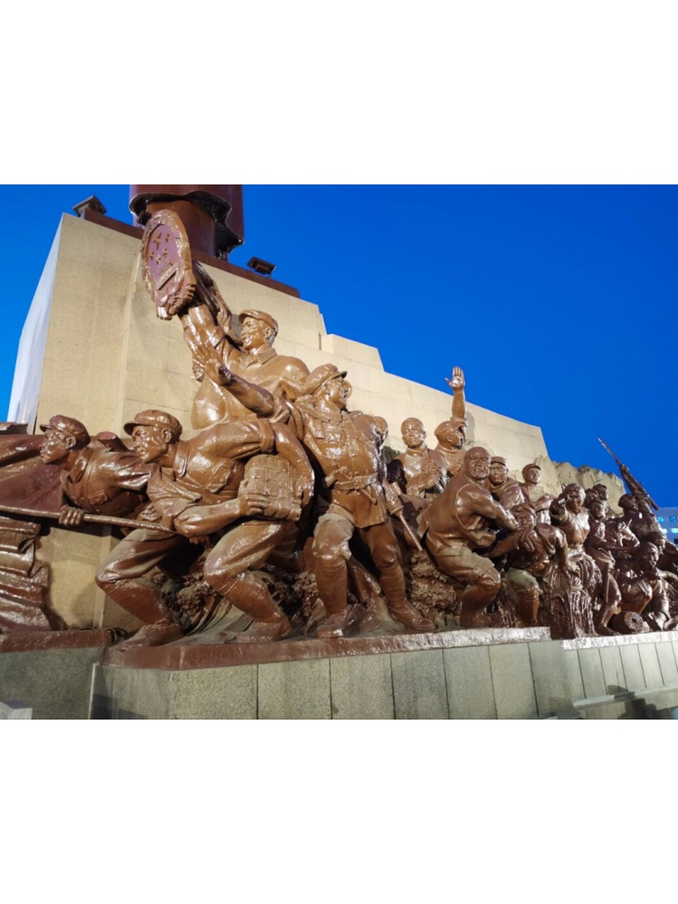 雕塑爱好者福利:激情燃烧,顶级群雕 	 我去了个超级棒的地方——沈阳