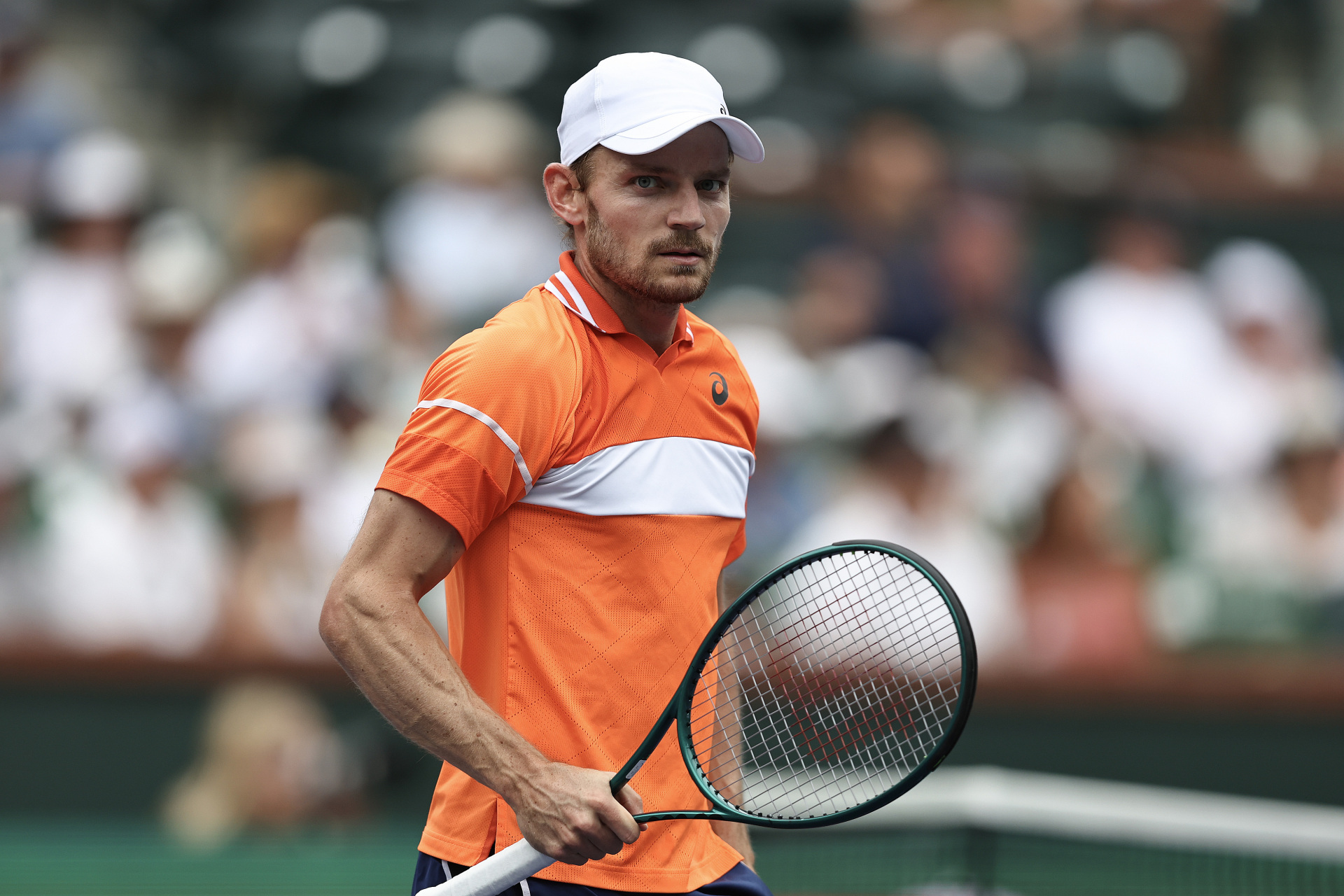 在热烈而紧张的气氛中,英国网球巨星安迪·穆雷以其独特的魅力和超凡