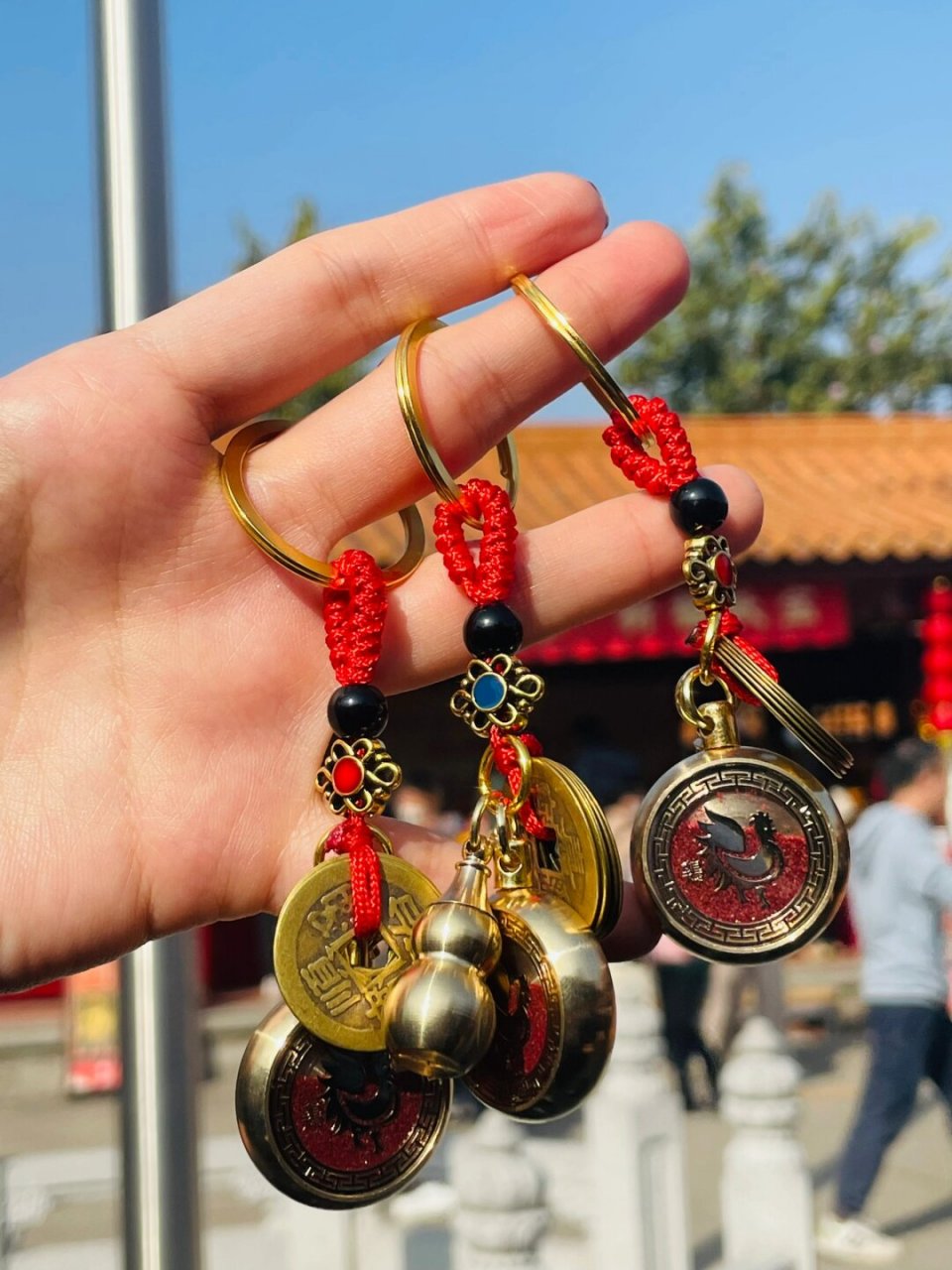 有点准   广州黄大仙祠求签全攻略  95工人们在上班和上香之间做出