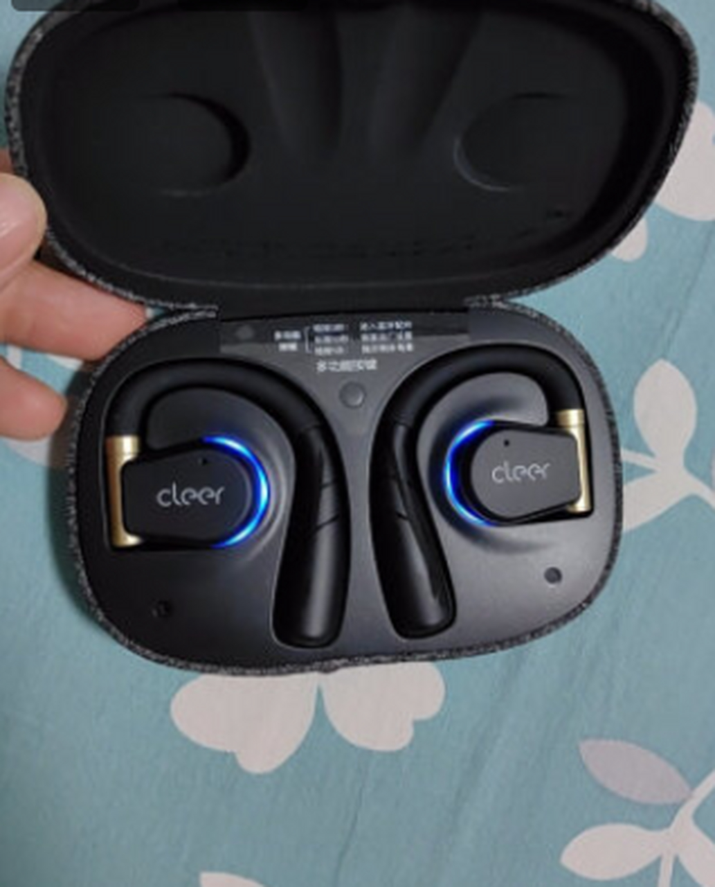 使用cleer蓝牙耳机后,我深感其出色的品质和性能.