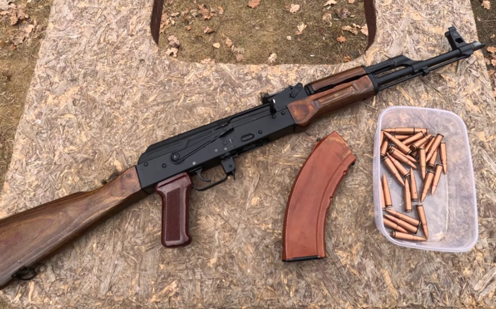 akm和ak47的区别?