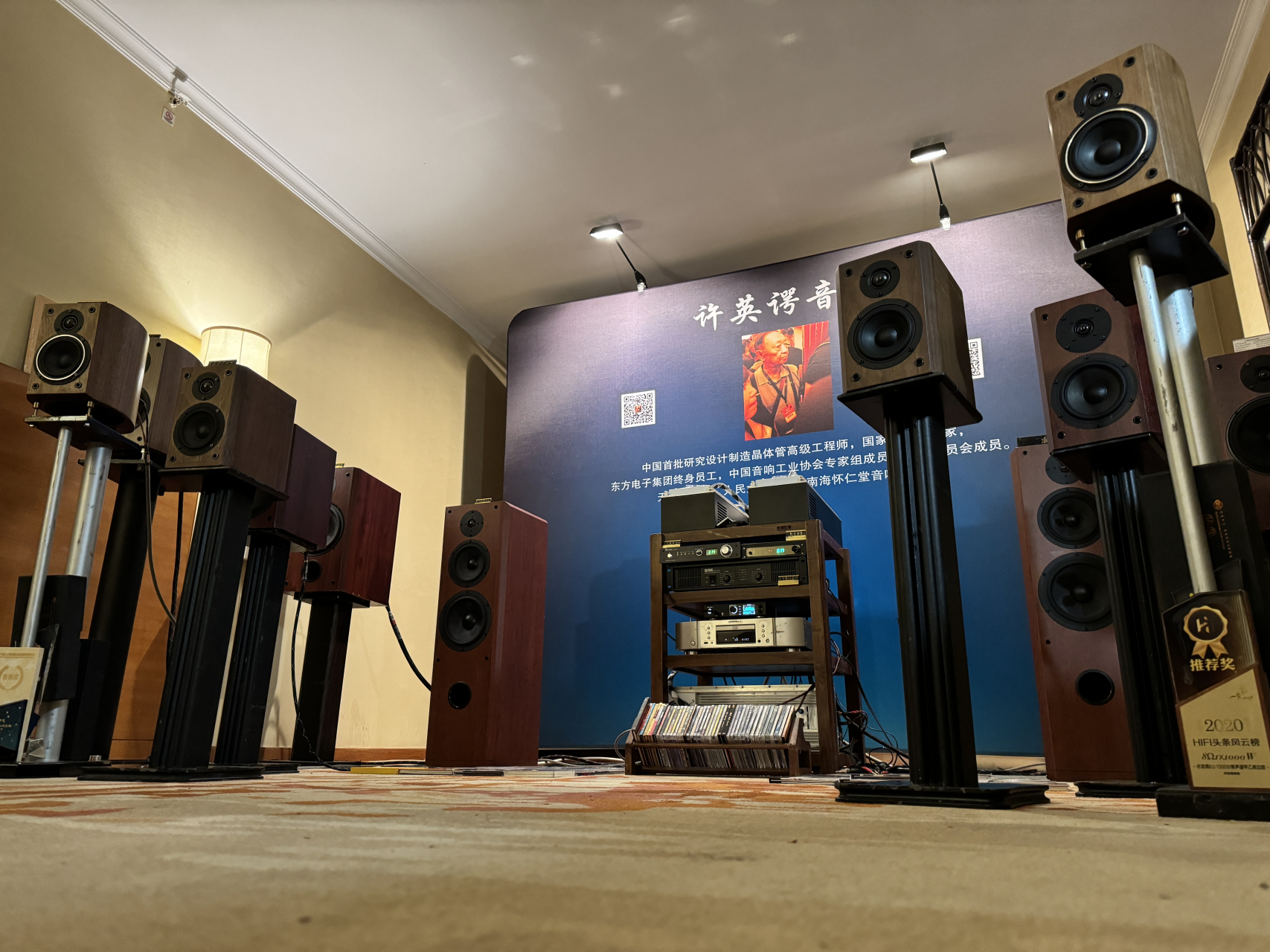 许英谔音响西安高级视听展布展完毕,这次我们带来了功放专家许英谔